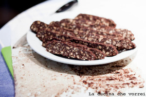 Salame di cioccolato senza glutine e vegan